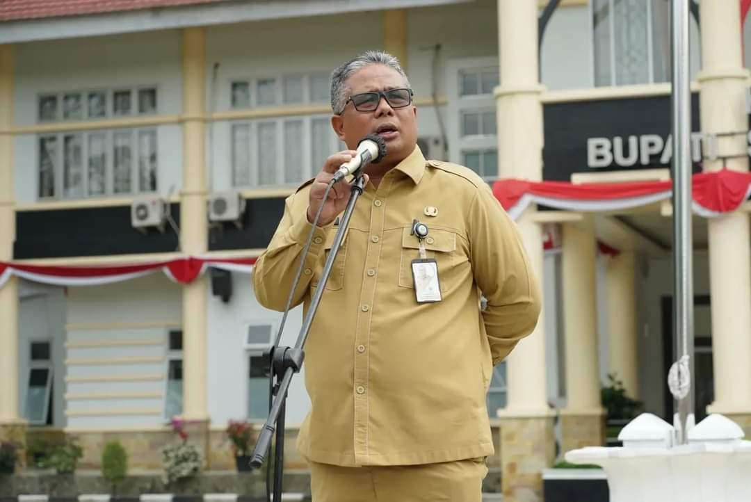 Sekretaris-Daerah-Kabupaten-Solok-Selatan-Syamsurizaldis.jpg