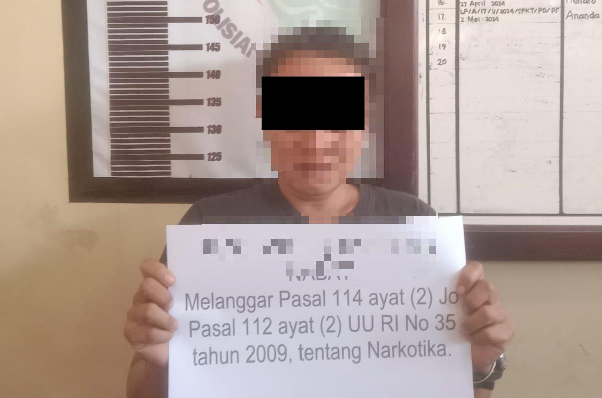 Seorang-wanita-bandar-narkoba-jenis-sabu-berhasil-dibekuk-Polres-Dharmasraya.jpg