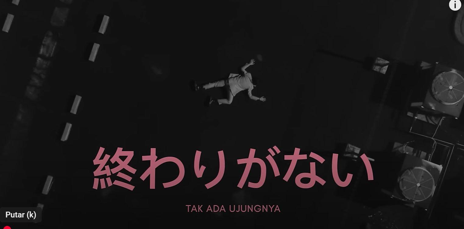 Tangkapan-layar-Official-Music-Video-lagu-Tak-Ada-Ujungnya.jpg