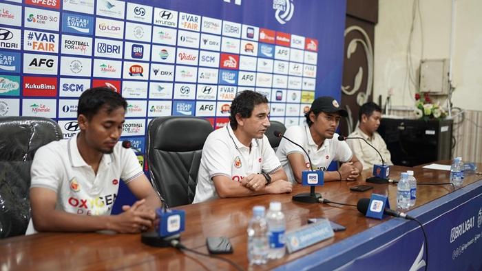 Sisa Satu Pertandingan, Pelatih Semen Padang FC Evaluasi Tim Usai Kekalahan 3-1 dari Persik Kediri