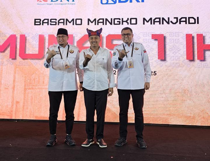 Wagub Sumbar Vasko Resmi Tutup Munas IKM, Puji Kontribusi Perantau untuk Kampung Halaman