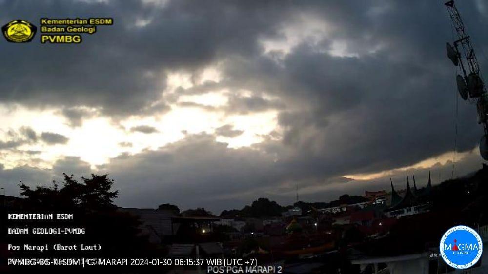 Visual-Marapi-dari-Pos-Pengamatan-Selasa30012024-pukul-0615-WIB.jpg