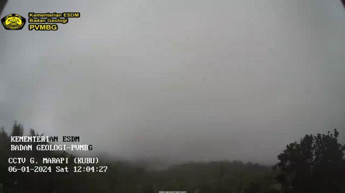 Visualisasi-puncak-Gunung-Marapi-dari-kamera-pengawas-Pos-PGA-Bukittinggi.jpg