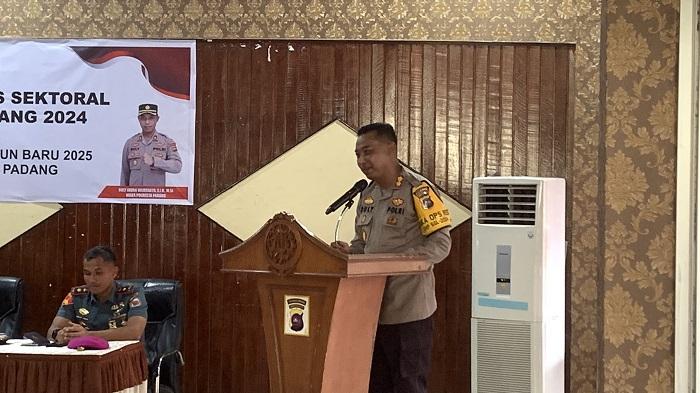 Wakapolresta-Padang-AKBanan-Nat.jpg