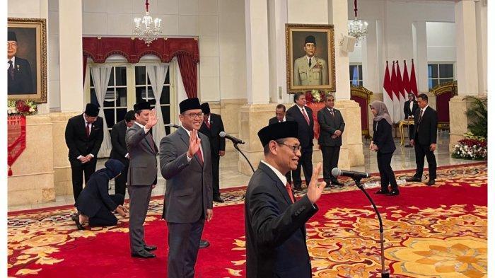 Yuliot-Tanjung-resmagai-Wakil-Menteri-InvestasiWakil-Kepal.jpg