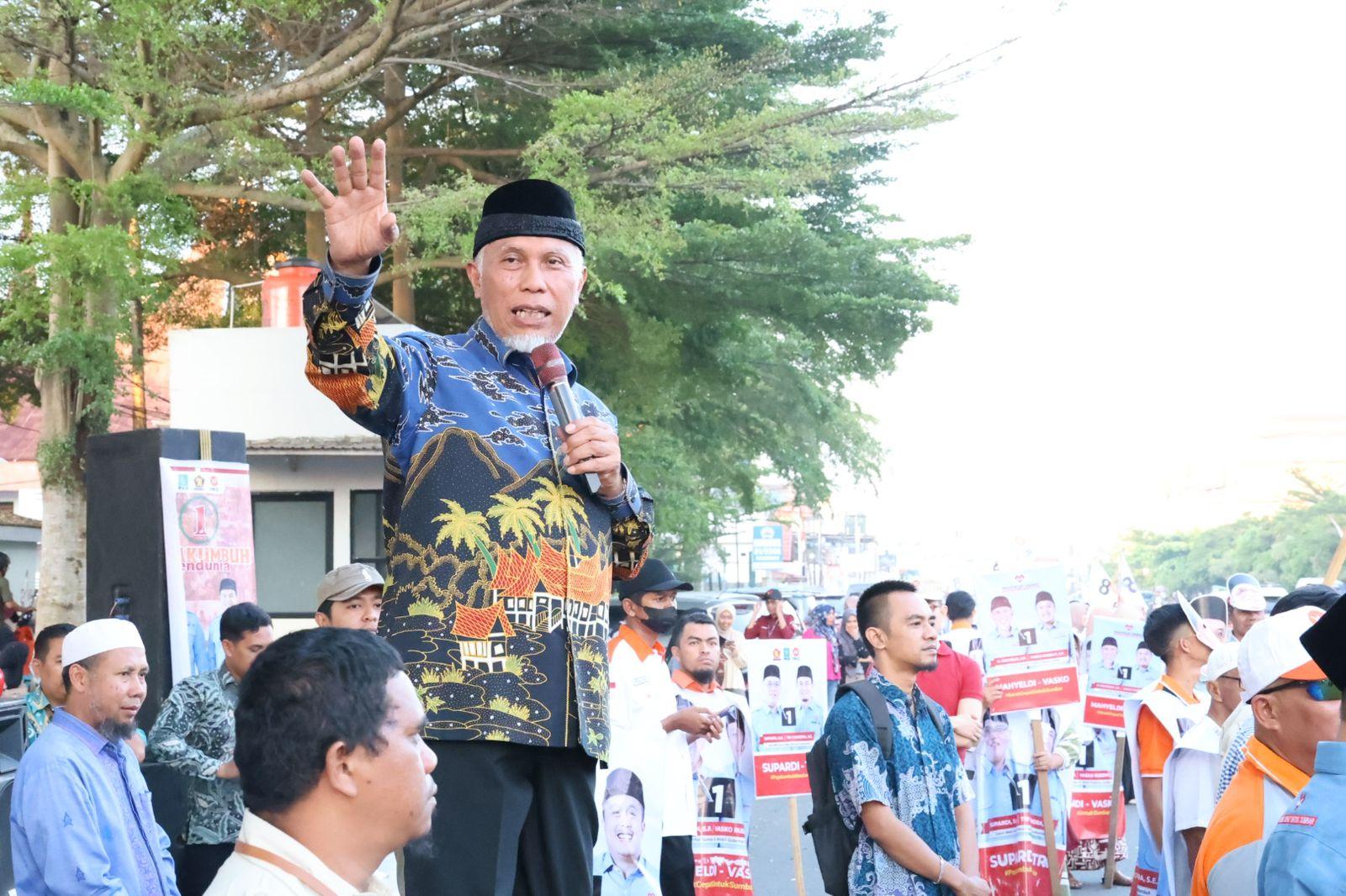 Kenalkan Gerak Cepat untuk Sumbar, Mahyeldi-Vasko Flashmob di Payakumbuh