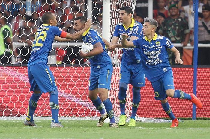 UPDATE - Persib Bandung Kontra Borneo, Tuan Rumah Masih Ungguli 2 Gol Atas Tim Tamu