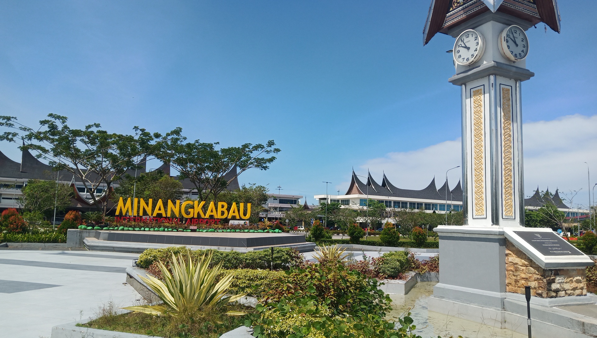 bandara-internasional-minangkabau-bim-padang-pariaman-sumbar-30-april-2021.jpg