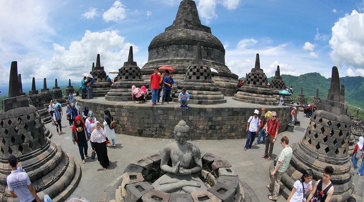 candi-borobudur-ilustrasi-materi-belajar-dari-rumah-tvri-sma-jumat-24-april-2020.jpg