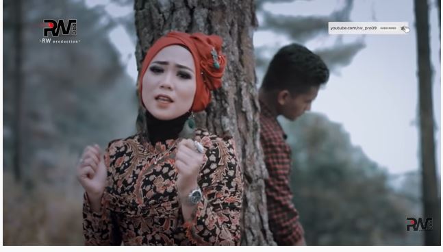 chord-kunci-gitar-dan-lirik-lagu-minang-panek-di-awak-kayo-di-urang-frans-feat-fauzana.jpg
