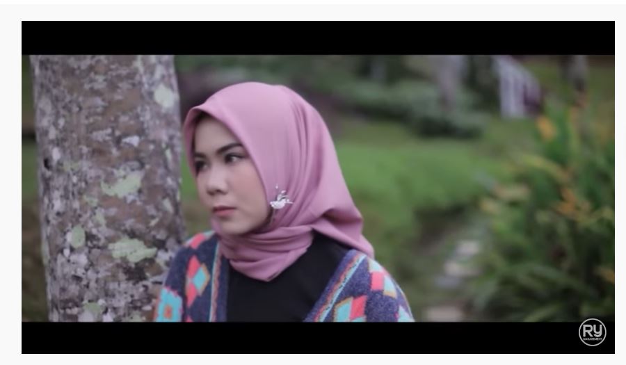 Lirik Lagu Sansaro Manangguang Padiah Rayola, Kok Dituruikkan Hancua Parasaan