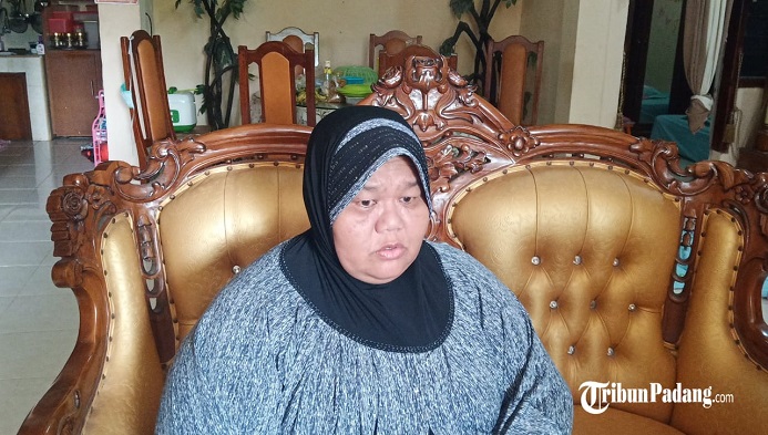 Wanita Ngaku Dokter Satgas Covid-19 Hipnotis IRT di Padang, 50 Gram Emas Dibawa Kabur