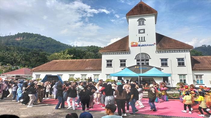 flashmob-sawahlunto.jpg