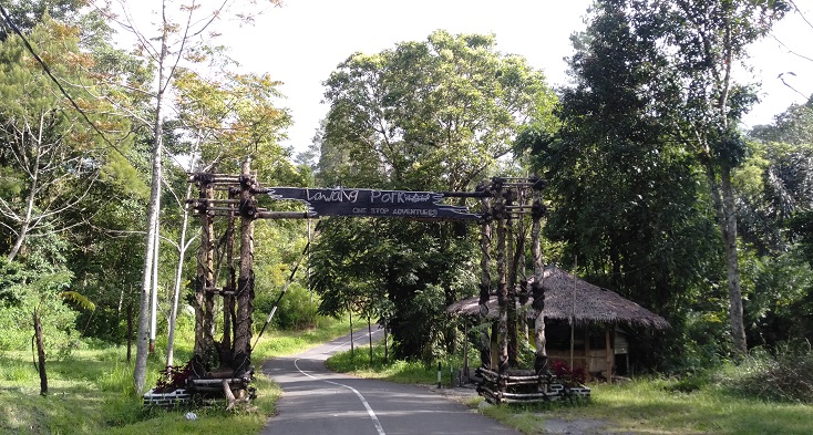gerbang-masuk-lawang-park-adventure.jpg