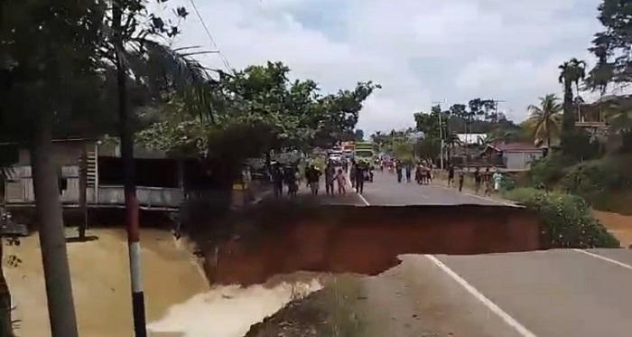 jalan-putus-itu-kira-kira-sepanjjm.jpg