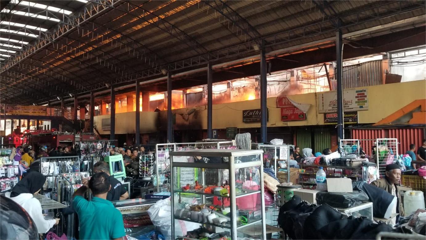 Update Kebakaran Pasar Payakumbuh, Damkar Catat 104 Kios di Lantai 2 & Tingkat Dasar Masih Dihitung