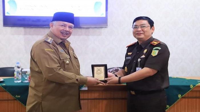 kejaksaan-dan-wali-kota-solok.jpg