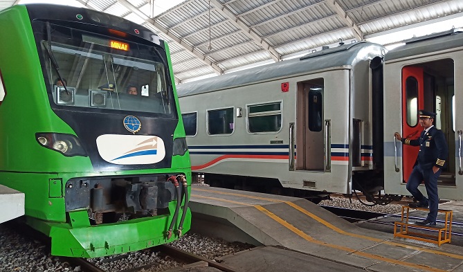 Daftar Perubahan Jadwal Perjalanan Kereta Api di Sumbar, Berlaku Mulai 1 Desember 2019