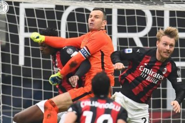 kiper-inter-milan-samir-handanovic.jpg