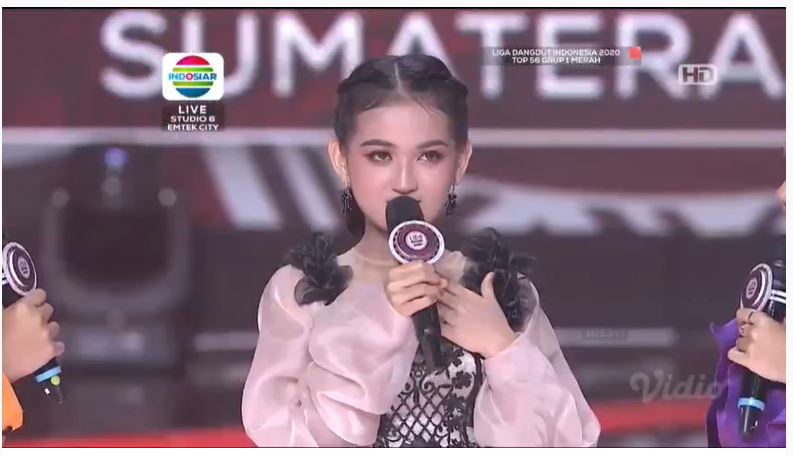 lida-2020-nyanyikan-zapin-melayu-puspa-lida-dari-sumatera-barat-dapat-4-standing-ovation-juri.jpg