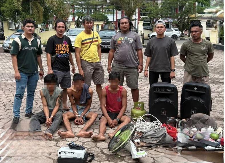 Tim Satreskrim Ringkus 3 Pelaku Pencurian di IV Jurai Pesisir Selatan, Polisi Amankan Barang Bukti