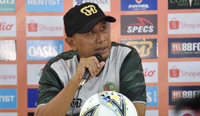 pelatih-ps-tira-persikabo-rahmad-darmawan-perisb.jpg