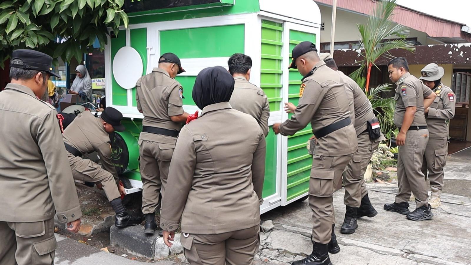 penertiban-pedagang-di-Padang-14102025.jpg