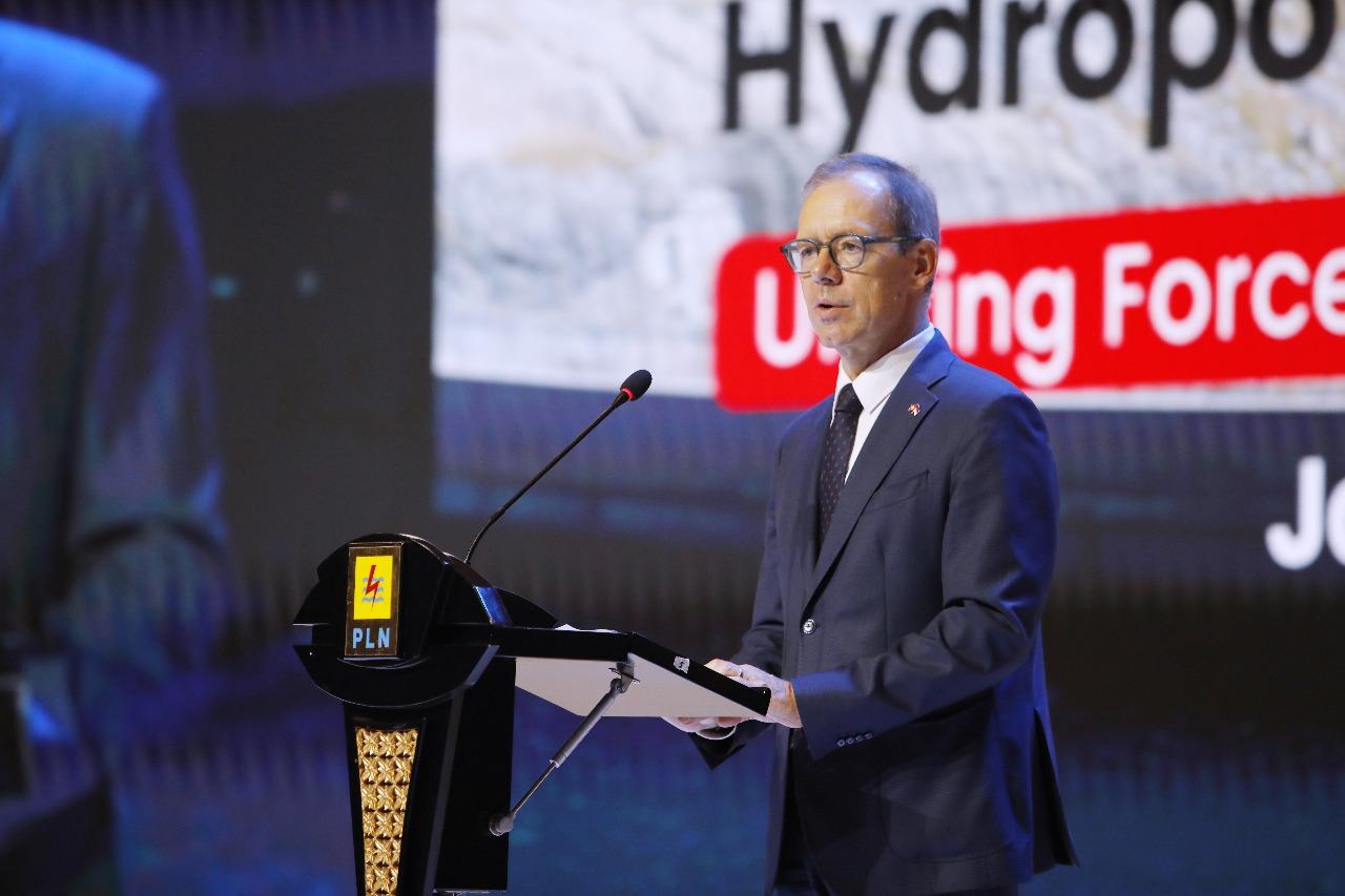 PLN Terus Jalin Kolaborasi Global, Kembangkan Energi Hidro di Indonesia