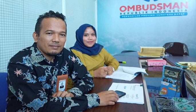 plt-kepala-ombudsman-sumbar-adel-wahidi.jpg