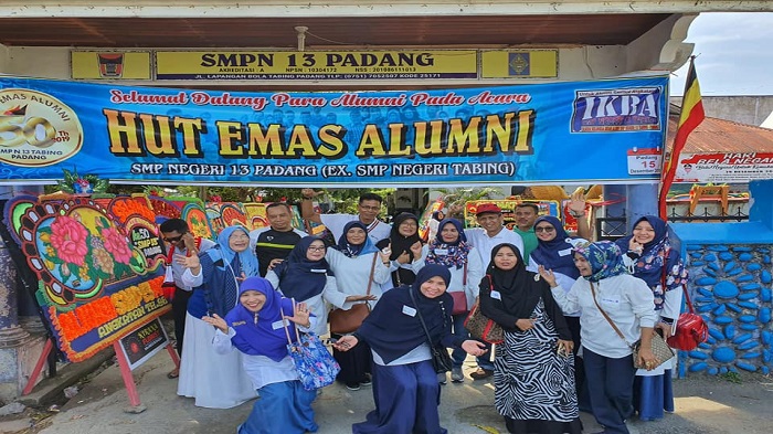 semarak-50smpn13.jpg