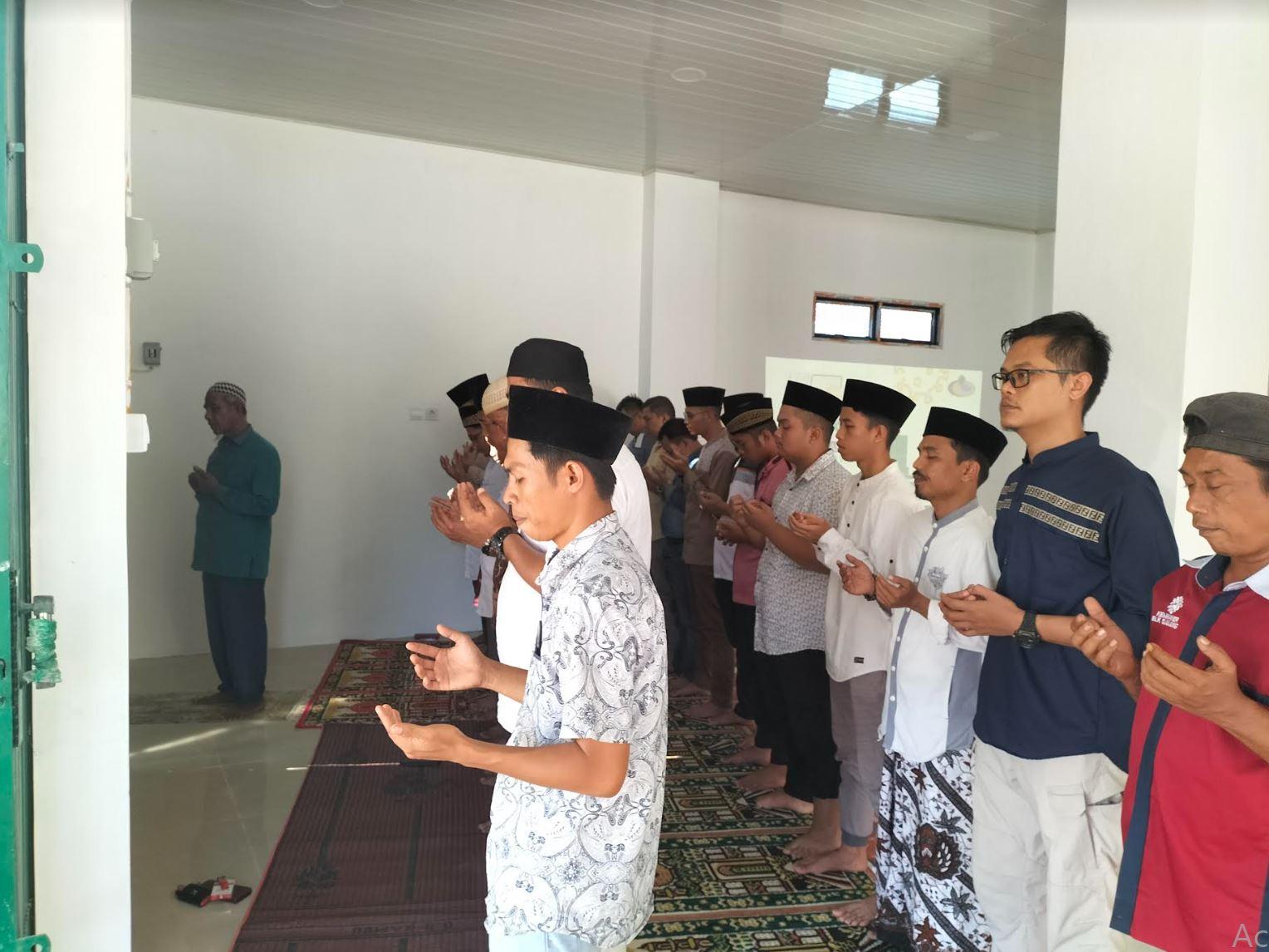 Shalat Gaib untuk Almarhum Buya Syafii Maarif Digelar di Sijunjung, Diikuti Bupati Benny Dwifa