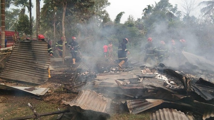 siram-kebakaran.jpg