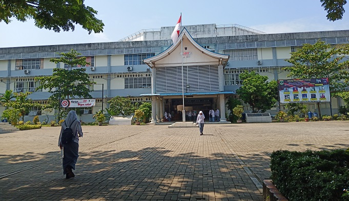 sman-1-padang.jpg