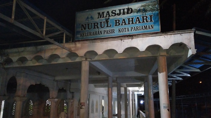 suasana-takbiran-di-masjid-nurul-bahari-kota-pariaman-sumbar-senin-2972021-malam.jpg
