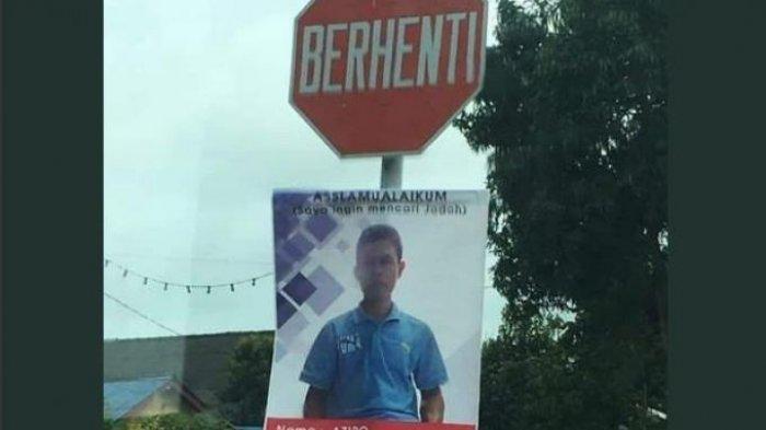 tak-kunjung-dapat-jodoh-pria-ini-iklankan-diri-di-spanduk-ada-yang-tertarik-jadi-istrinya.jpg