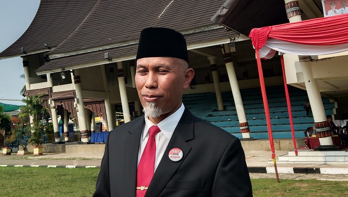 wali-kota-padang-mahyeldi-ansharullah-kuliah-umum.jpg