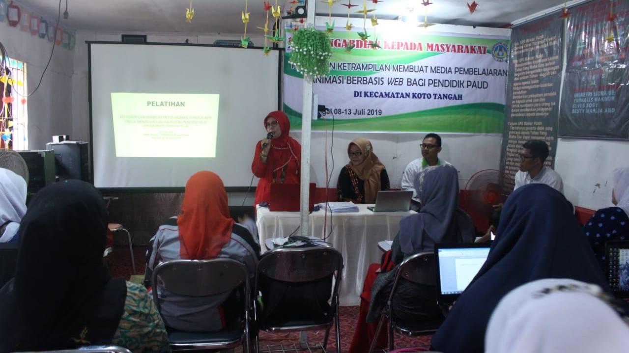 Dosen Jurusan PLS Fakultas Ilmu Pendidikan UNP, Adakan Pelatihan Pembelajaran Animasi Berbasis Web