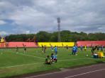BRI-SUPER-LEAGUE-Tim-PSBS-Biak-saat-medlatihandcuri-tiga-poin.jpg