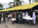 Bantuan-sembako-dari-prajurit-TNI-di-Padang-2192025.jpg