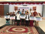 Baznas-Agam-Salurkan-Rp-490-Juta-Lebih-Zakat-kepada-224-Mustahik.jpg