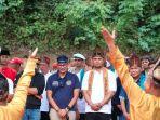 Bupati-Sijunjung-Benny-Dwifa-Yuswir-mendampingi-Menparekraf-RI-Sandiaga-Salahuddin-Uno.jpg