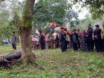 Bupati-Sijunjung-Benny-Dwifa-Yuswir-menghadiri-Tradisi-Bantai-Adat.jpg