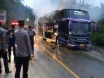 Bus-pariwisata-yang-terbakar-di-Sawahlunto-sempat-rusak-sebelum-terbakar-Selasa-13122022.jpg