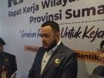 DESAKAN-MUNDUR-Ketua-DPW-Partai-NasDem-Sumatera-Barat-Fadly-Amran.jpg
