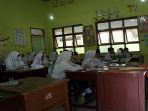EZI-AZWAR.jpg