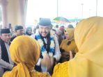 Fadly-Amran-tiba-di-Bandara-Internasional-Minangkabau-fs.jpg