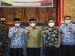 Foto-bersama-usai-lokakarya-percepatan-vaksinasi-antara123.jpg