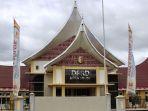 Gedung-DPRD-Kota-Solok-1.jpg
