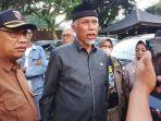 Gubernur-Sumbar-Mahyeldi-Ansharullah-saat-diwaw.jpg