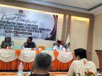 Hal-ini-disampaikan-Ketua-KPU-Kota-Pariaman-Ali-Unan-dalam-da.jpg